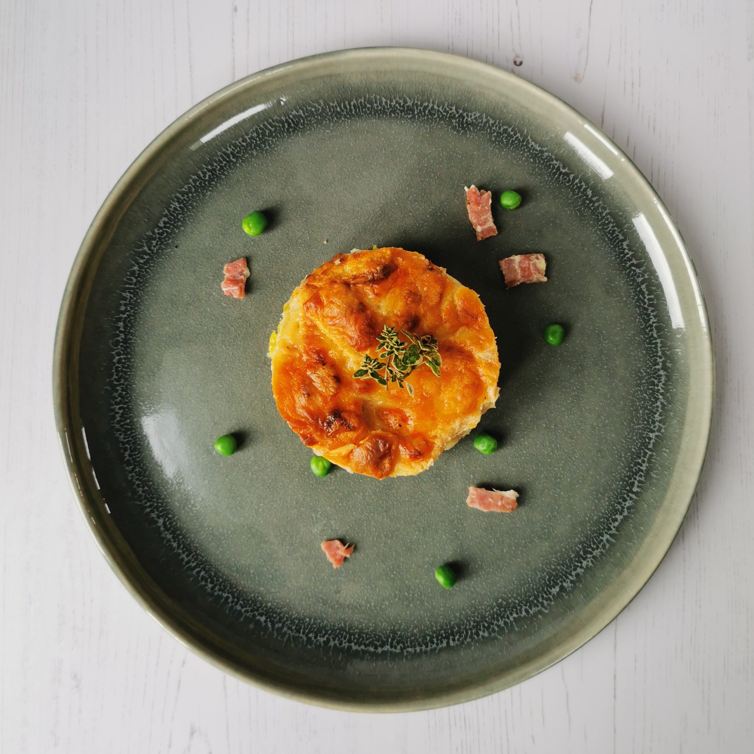 Read more about the article Layered celeriac, leek and bacon gratin